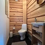 木屋 Lakeside With Saunas, Hot-tub Options