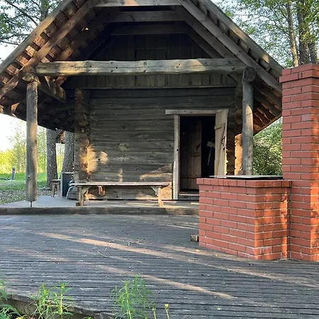Lakeside With Saunas, Hot-tub Options Antsla