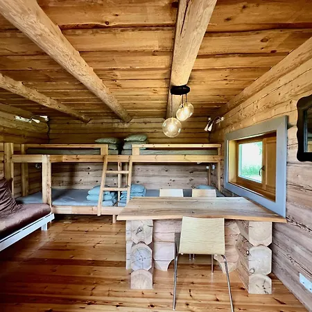 Lakeside With Saunas, Hot-tub Options